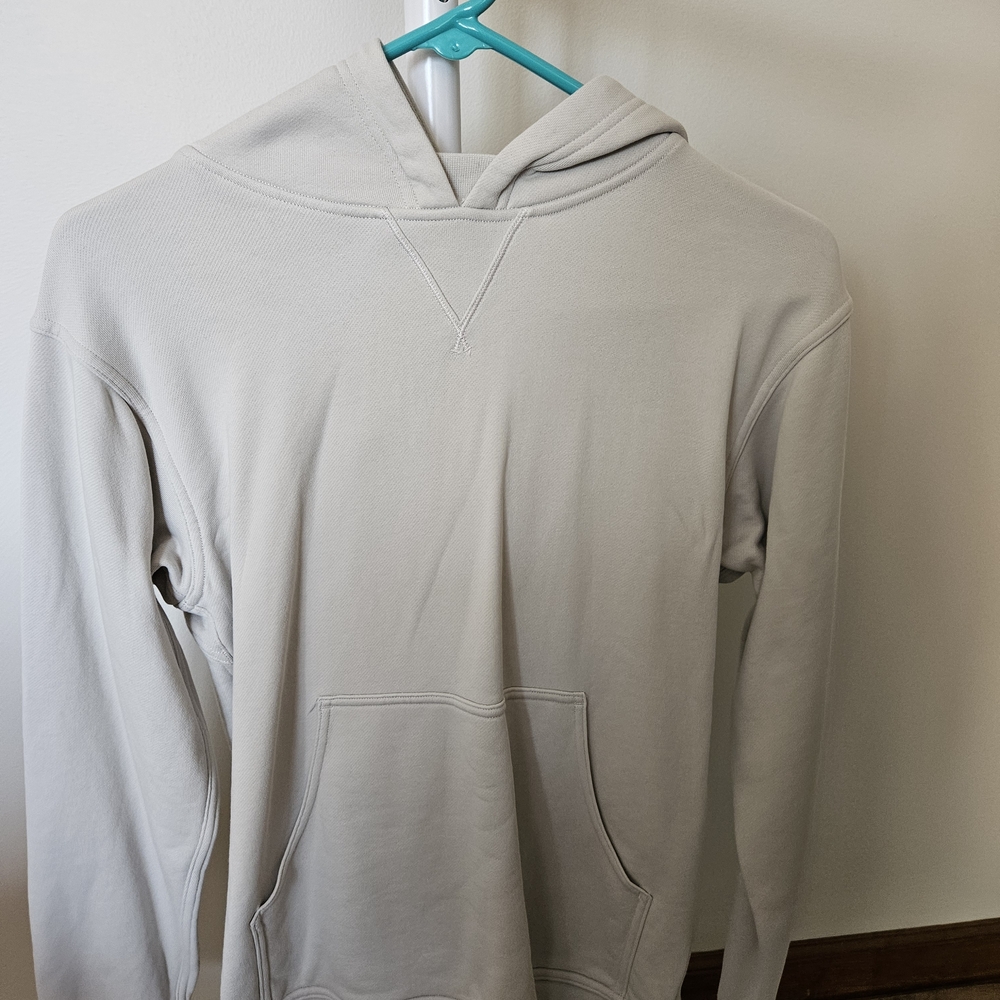 Lululemon hoodie size 2 like new
